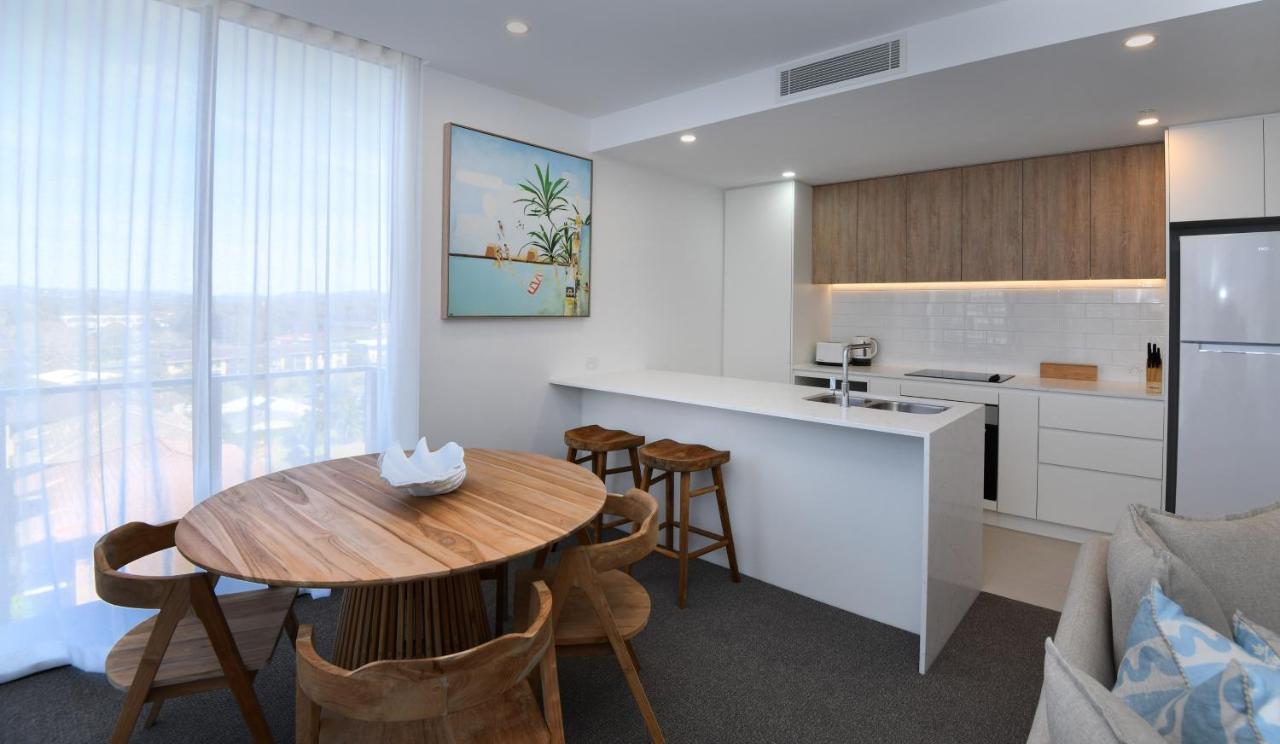 X Kirra Apartments Gold Coast Esterno foto